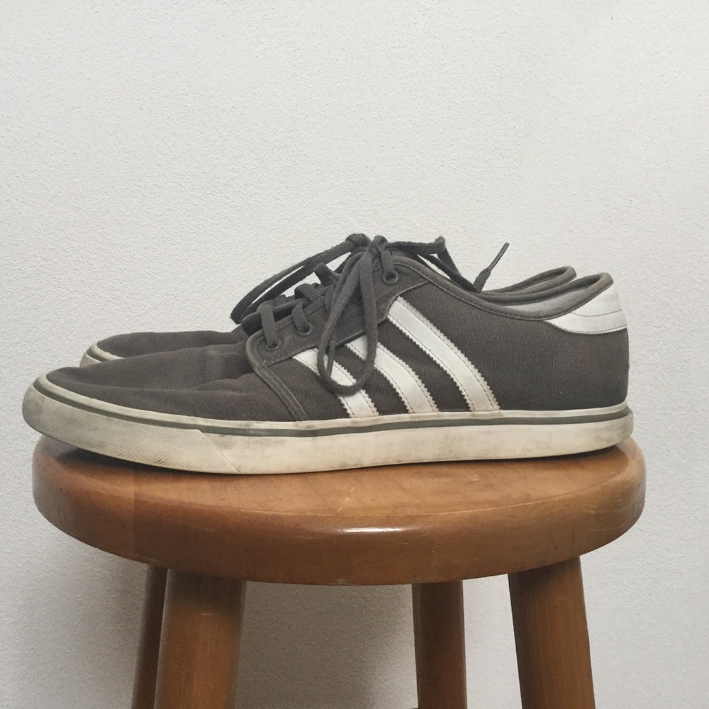 Adidas Adi-Ease Taupe, White Men's Sneaker Size 12 Casual Basic Low Top Shoe